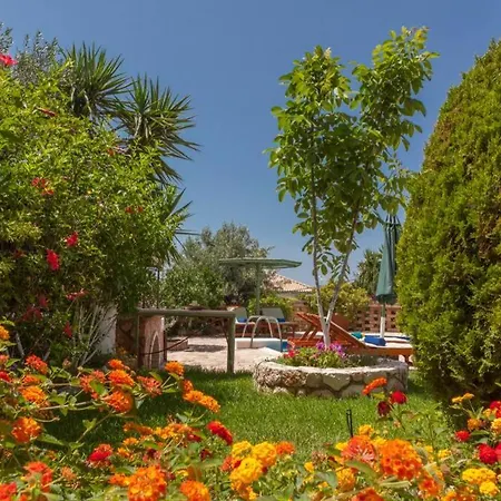 Βίλα Aimilios Villa- Private Pool And Stunning View! *